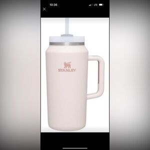 Stanley 64oz tumbler